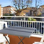 Victoria Lucus Bormani Apartament Diano Marina
