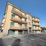 Victoria Lucus Bormani Apartament *